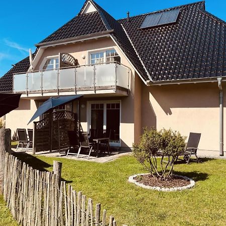 Ferienwohnung Blue In ボルン エクステリア 写真